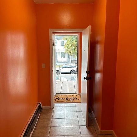 Fidelia Halos Room Queen Bed, Minutes From Newark Liberty International Airport And Newark Penn Station Esterno foto
